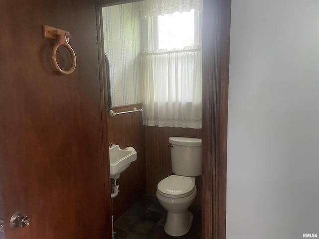 623 S Randolph St, Macomb, IL 61455 - bathroom featuring toilet