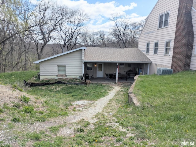 910 Pekin Ave, Creve Coeur, IL 61610 - photo 4