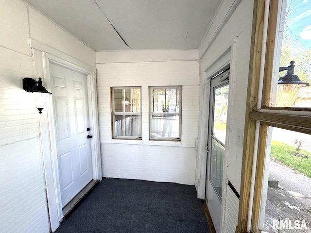 410 E Thrush Ave, Peoria, IL 61603 - view of unfurnished sunroom