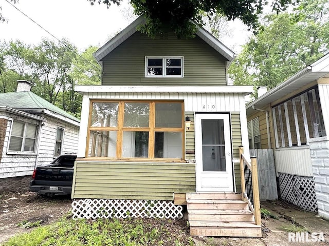 410 E Thrush Ave, Peoria, IL 61603 - view of front of house