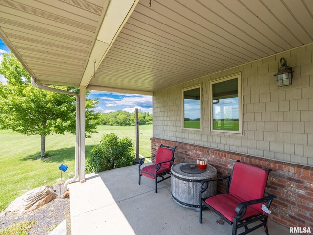 26620 Schuck Rd, Washington, IL 61571 - view of patio / terrace