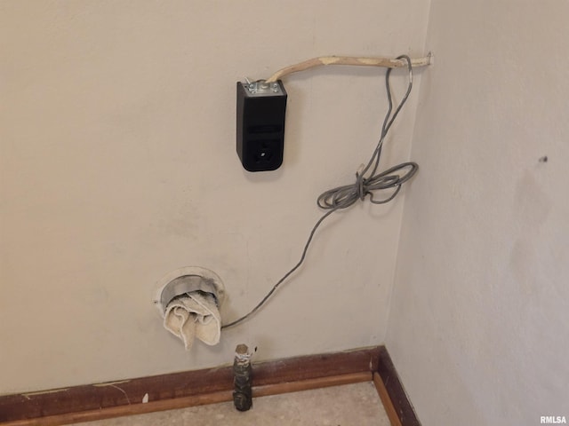 407 N 12th Ave, Canton, IL 61520 - detailed view
