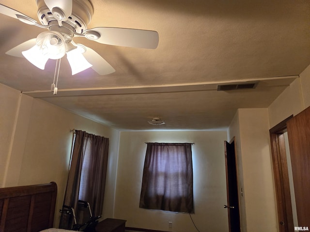 407 N 12th Ave, Canton, IL 61520 - bedroom with a ceiling fan