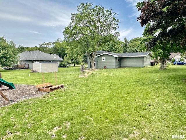 9111 N Pine Tree Rd, Peoria, IL 61615