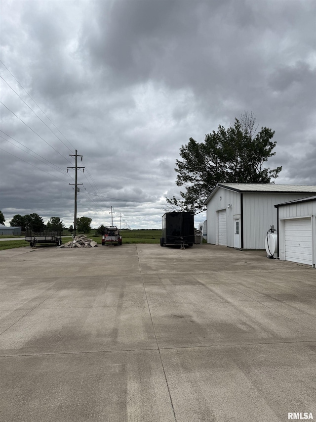 4170 E 1200th St, Macomb, IL 61455 - view of concrete road