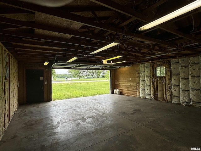 6 Bay Shore Dr, Lacon, IL 61540 - view of garage