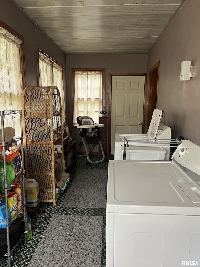 313 N Edwards St, Macomb, IL 61455 - laundry room with washer and clothes dryer and wooden ceiling