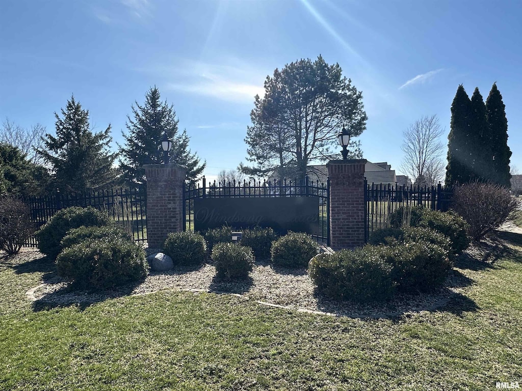 103 Sable Ln, Washington, IL 61571