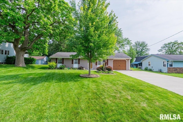 303 W 3rd Ave, Deer Creek, IL 61733 - ranch-style home featuring a garage, concrete driveway, and a front yard