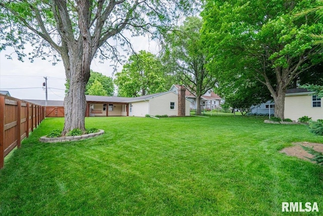 303 W 3rd Ave, Deer Creek, IL 61733 - view of yard