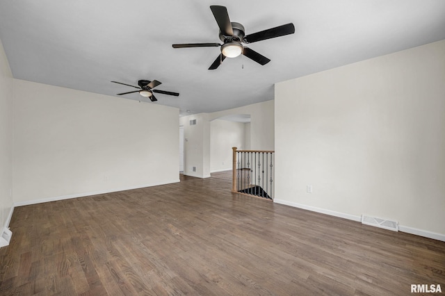 548 Hillcrest Ter, Creve Coeur, IL 61610 - photo 4