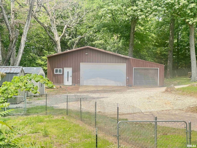283 Old Germantown Rd, East Peoria, IL 61611 - detached garage featuring a gate