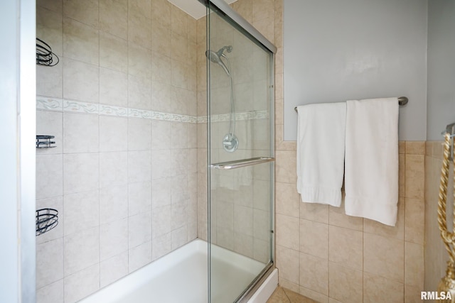 521 S French Dr, Dunlap, IL 61525 - bathroom with a tile shower and tile walls