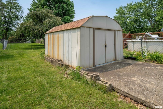 602 W Adams St, Abingdon, IL 61410 - view of shed