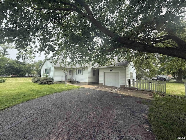 4928 W Farmington Rd, Peoria, IL 61604 - ranch-style house featuring a garage and driveway