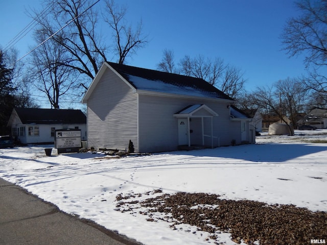 320 N Mechanic St, Macomb, IL 61455 - photo 9