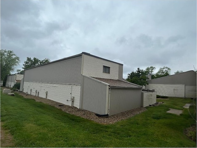 6831 N Frostwood Pkwy Unit D29, Peoria, IL 61615 - view of outbuilding