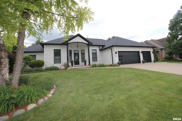 1964 Chestnut Ln, Washington, IL 61571 - view of front facade featuring an attached garage, driveway, a front yard, and a shingled roof