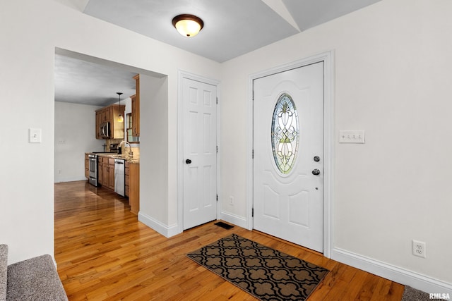 24085 Farmdale Rd, Washington, IL 61571 - photo 18