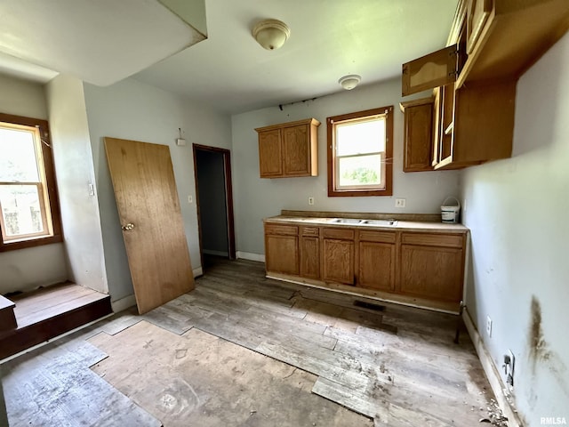 305 W Nebraska Ave, Peoria, IL 61604 - photo 8