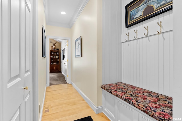 11518 N Nettle Creek Dr, Dunlap, IL 61525 - mudroom with crown molding and light wood-type flooring