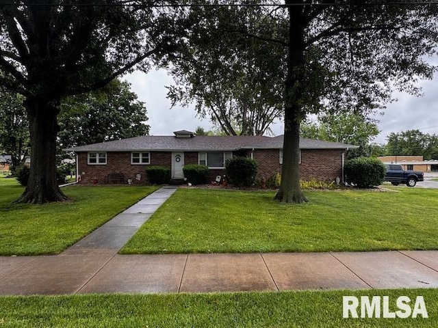 11 Lincoln Rd, Canton, IL 61520 - photo 1