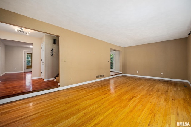 4 Oakcrest Dr, Pekin, IL 61550 - photo 8