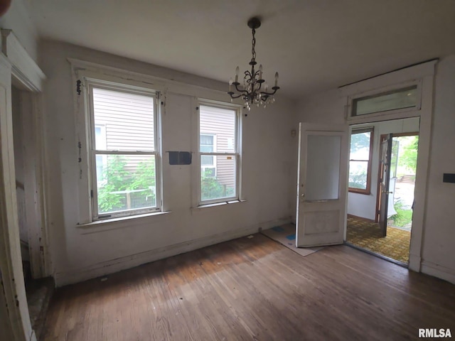 800 S Greenlawn Ave, Peoria, IL 61605 - photo 2