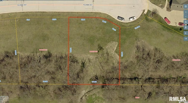 3010 W Pilgrims Way, Peoria, IL 61615