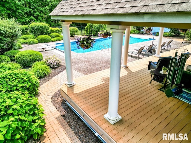 1112 W Cedar Hills Dr, Dunlap, IL 61525 - view of swimming pool