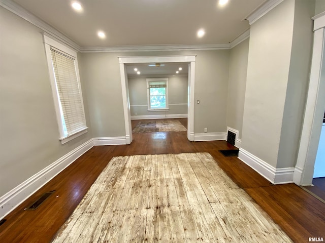 1502 W Columbia Ter, Peoria, IL 61606 - unfurnished room featuring hardwood / wood-style floors, ornamental molding, baseboards, and recessed lighting