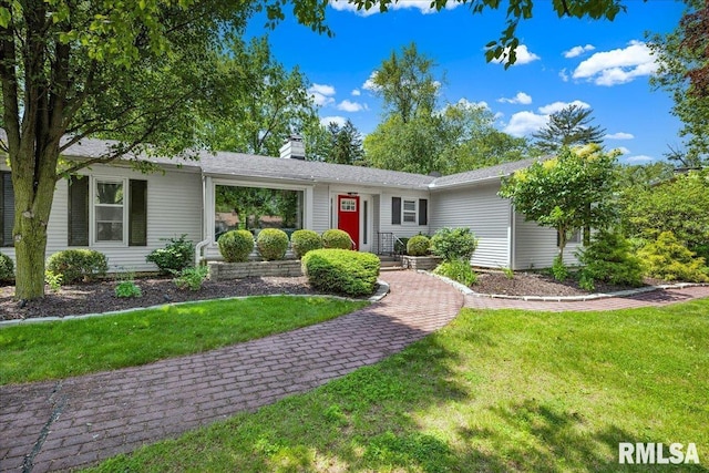 486 E High Point Dr, Peoria, IL 61614 - single story home with a chimney and a front yard
