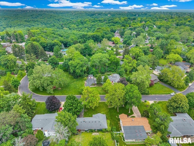 486 E High Point Dr, Peoria, IL 61614 - aerial view of residential area featuring a heavily wooded area