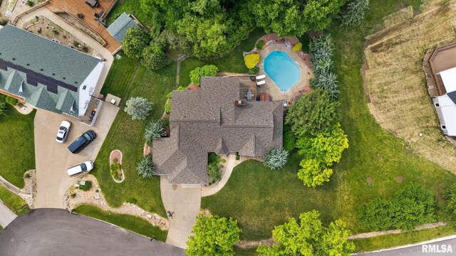 905 Highland Ct, Germantown Hills, IL 61548 - aerial overview of property's location with a pool