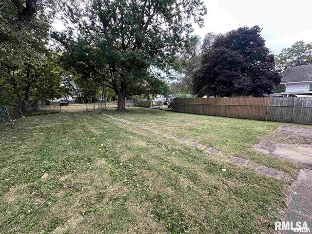 716 W Nebraska Ave, Peoria, IL 61604 - photo 20