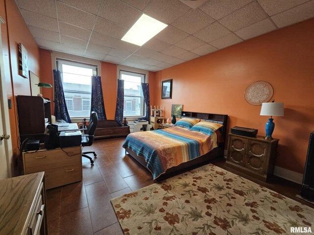 113 N Kickapoo St, Lincoln, IL 62656 - bedroom with a paneled ceiling