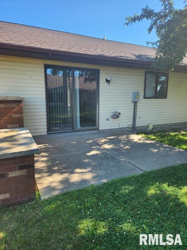 409 Evergreen Dr, Macomb, IL 61455 - photo 15