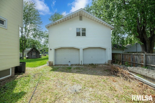 307 N Logan St, Deer Creek, IL 61733 - view of garage
