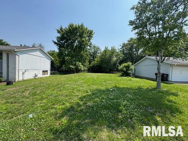 4136 W Courtland St, Peoria, IL 61615 - photo 3