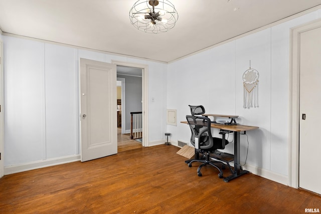 136 E Oak Park Dr, Peoria, IL 61614 - office featuring wood finished floors and baseboards