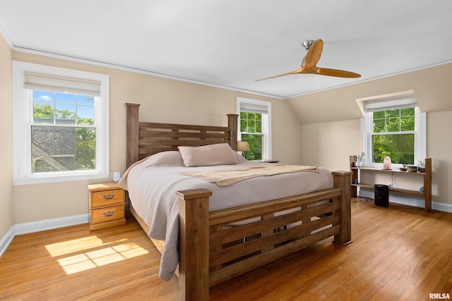 136 E Oak Park Dr, Peoria, IL 61614 - bedroom with light wood-type flooring, ceiling fan, and lofted ceiling