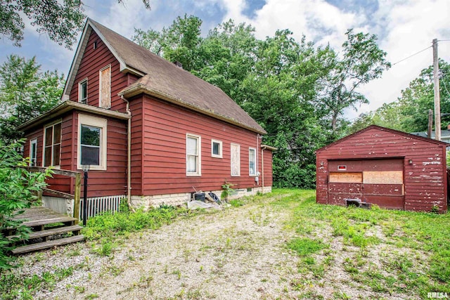 7113 S Depot St, Bartonville, IL 61607 - view of side of property with an outbuilding
