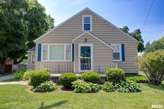 1030 E Euclid Ave, Peoria Heights, IL 61616 - view of bungalow-style home