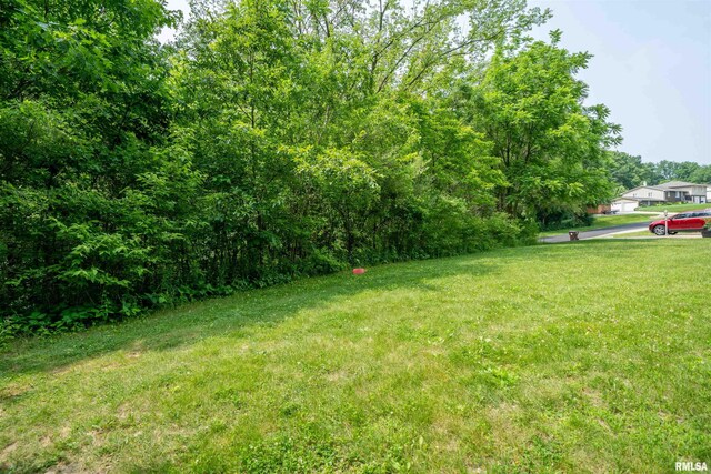 5115 W Harp Hollow Rd, Peoria, IL 61607