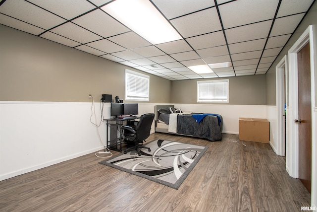 324 Pinecrest Dr, Germantown Hills, IL 61548 - bedroom with wood finished floors, a desk, and a drop ceiling