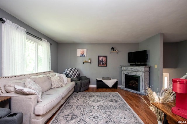 324 Pinecrest Dr, Germantown Hills, IL 61548 - living room with wood finished floors and a fireplace