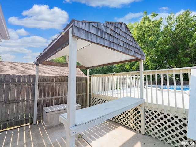 621 E Sciota Ave, Peoria Heights, IL 61616 - view of deck
