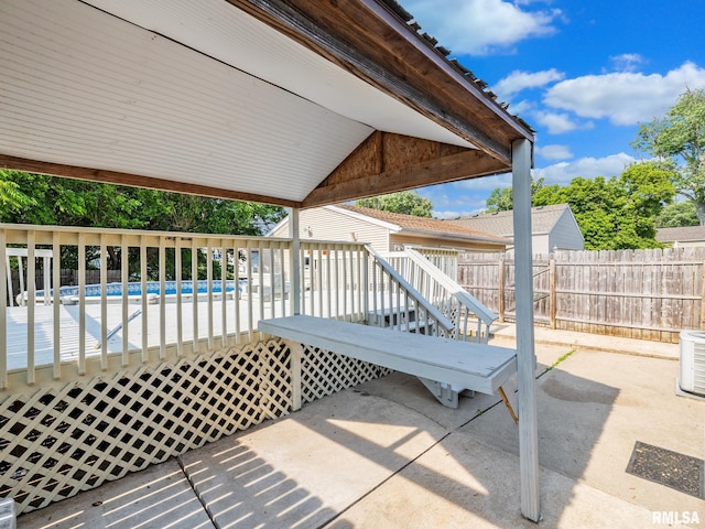 621 E Sciota Ave, Peoria Heights, IL 61616 - view of patio / terrace featuring a deck