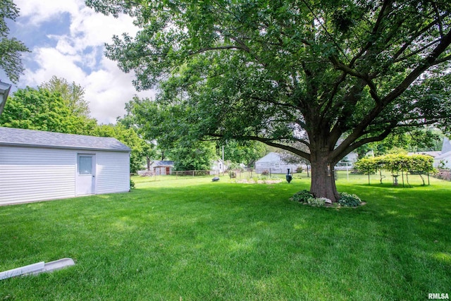 202 Esser St, Washington, IL 61571 - view of yard
