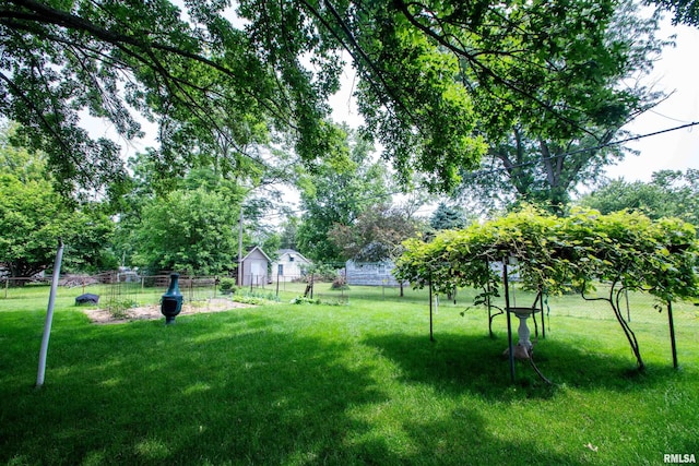 202 Esser St, Washington, IL 61571 - view of yard